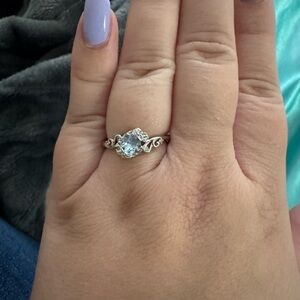 Elegant Silver Women's Ring